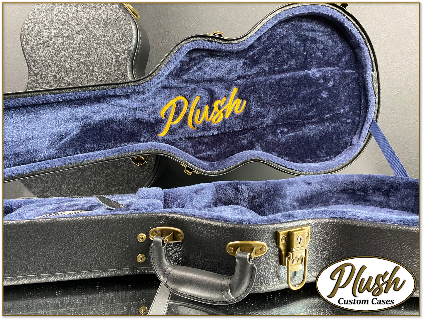 Plush-Paul LP Custom Guitar Case Black Tolex with Blue Fur