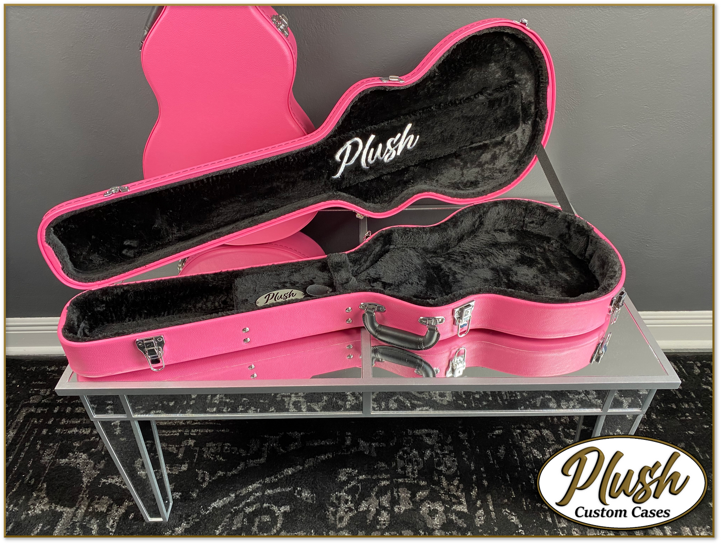 Plush-Paul LP Custom Guitar Case Pink Tolex with Black Fur