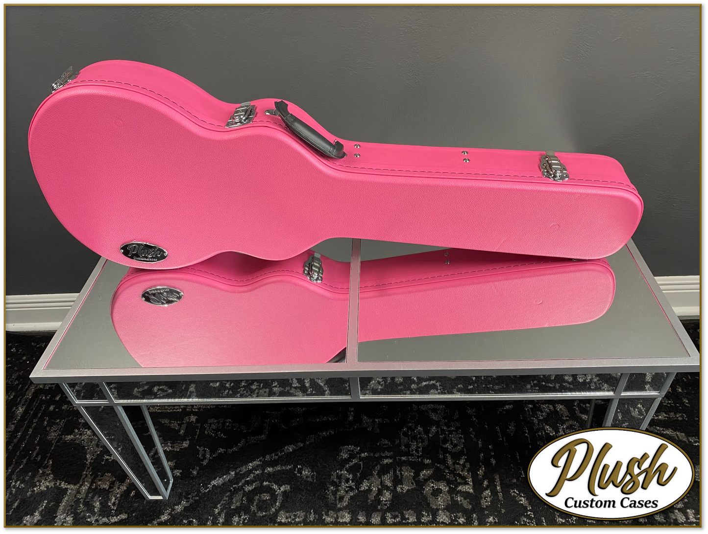 Plush-Paul LP Custom Guitar Case Pink Tolex with Black Fur