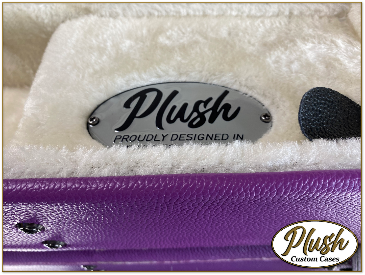 Plush-Paul LP Custom Guitar Case Purple Tolex with Cream Fur