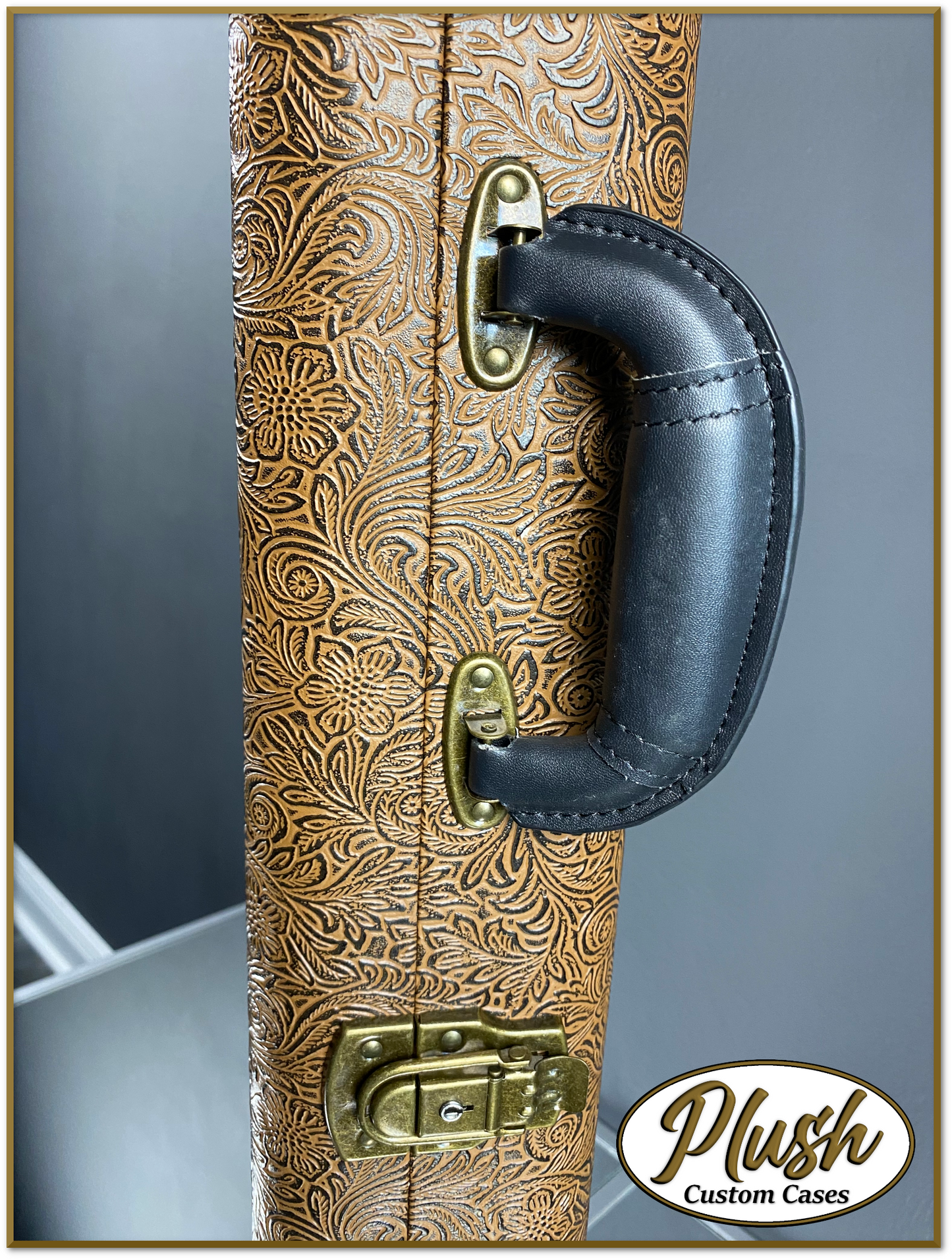 PlushMaster Jazz/Offset size Custom Guitar Case Tooled Leather Pattern 03 Black over Medium Brown with Cream Fur