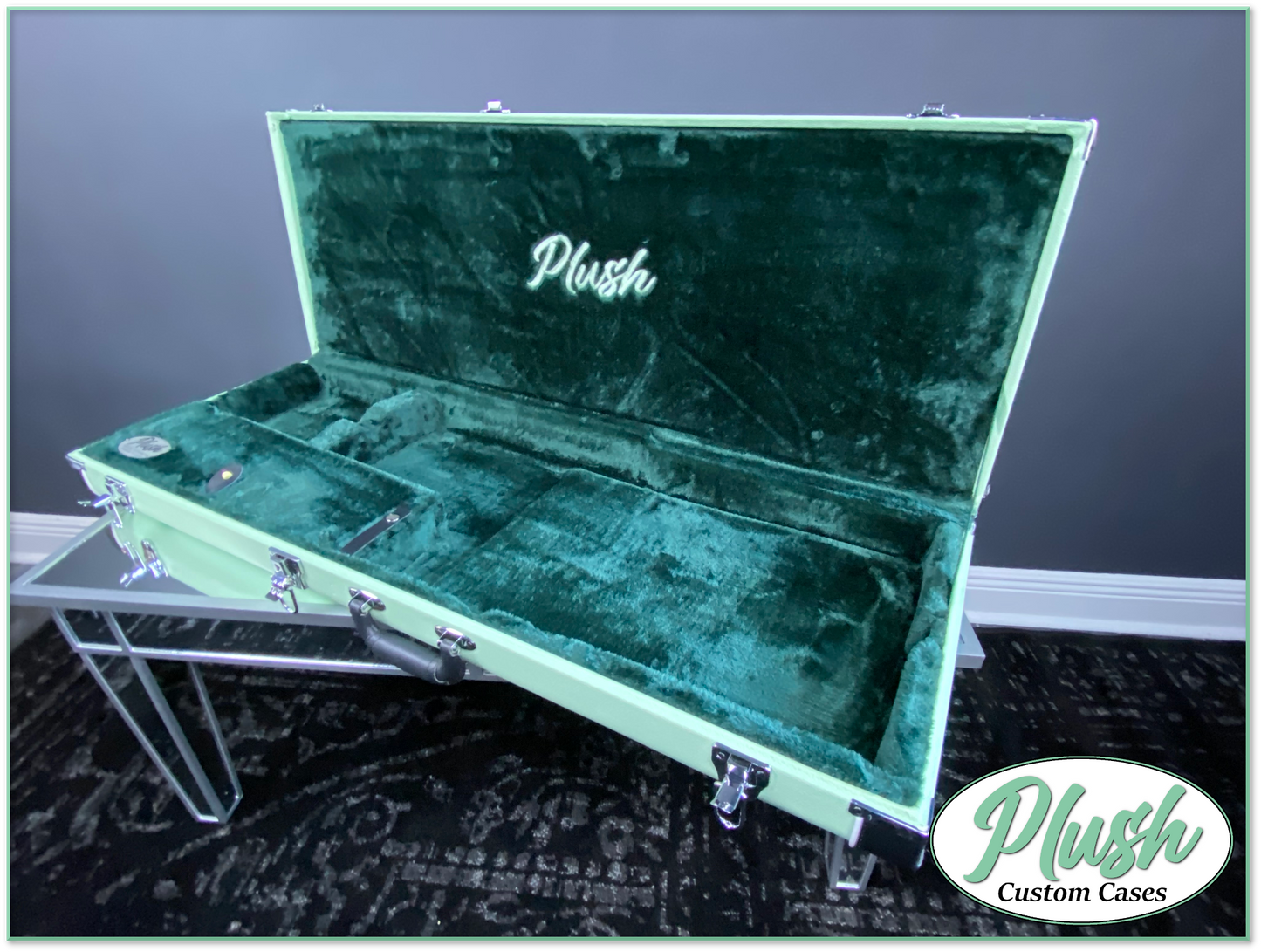 PlushMaster Jazz/Offset Custom Guitar Case Seafoam Green Tolex with Green Fur