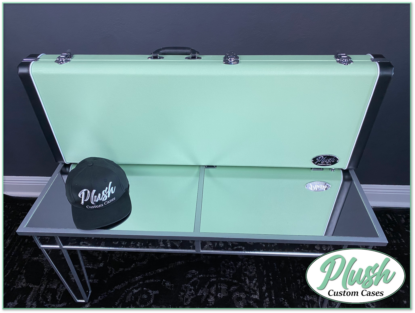 PlushMaster Jazz/Offset Custom Guitar Case Seafoam Green Tolex with Green Fur