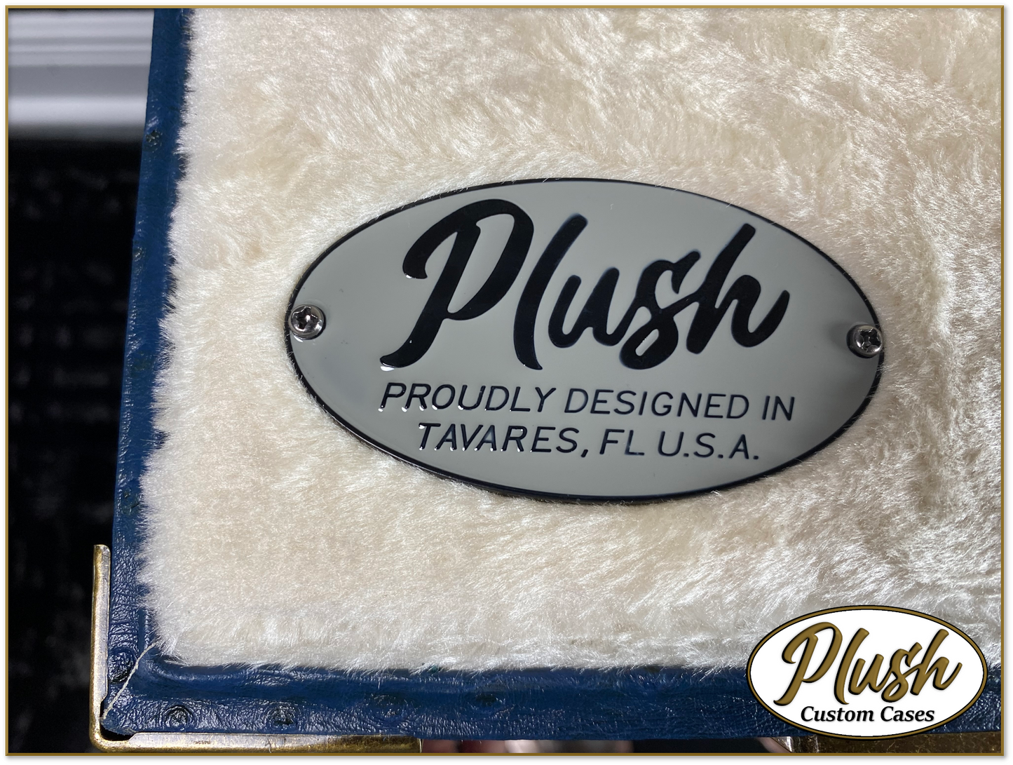 PlushCaster Tele®/Strat® Custom Guitar Case Dark Blue Ostrich with Cream Fur