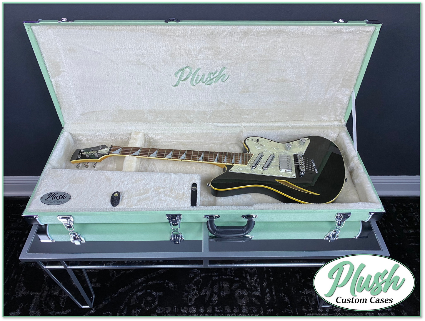 PlushCaster Tele®/Strat® Size Custom Guitar Case Seafoam Green Tolex with Cream Fur